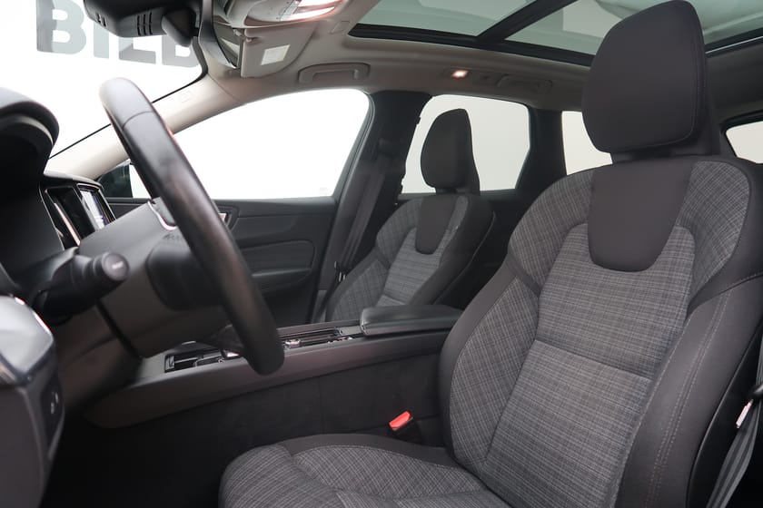 Bild 5 av Volvo XC60 Recharge T6 Core Edition/Pano