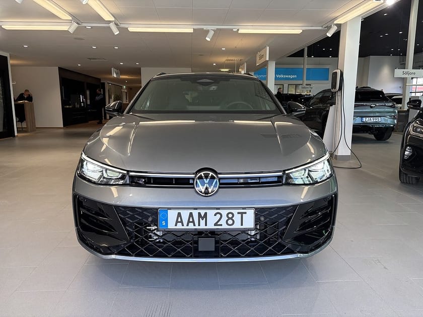 Bild 2 av Volkswagen Passat Sportscombi R-Line 2.0 TDI SCR 193HP