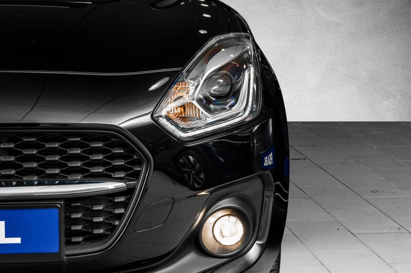 Bilde 4 av Suzuki Swift Hybrid AllGrip 4x4 SafeTech /Navi/ LED/ Ad.Cruise/ Kamera