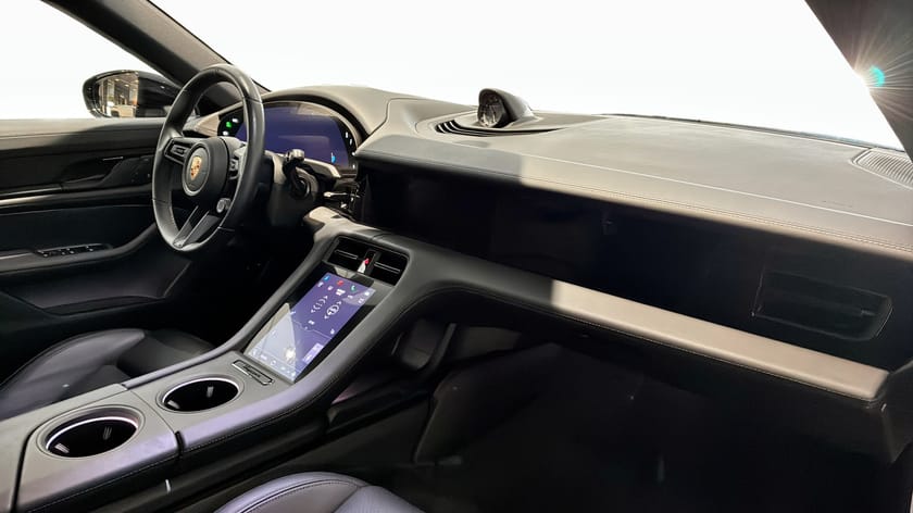 Bild 4 av Porsche Taycan 4 Cross Turismo 