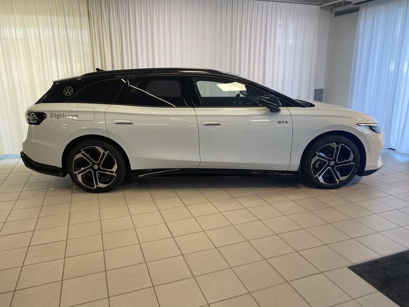 Bild 3 av Volkswagen ID.7 GTX Tourer EDITION 86 KWH 340HK Demobil