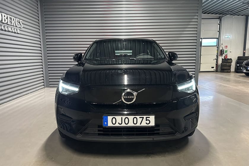 Bild 2 av Volvo C40 Recharge Single Motor Backkamera Pano Navi Keyless Drag