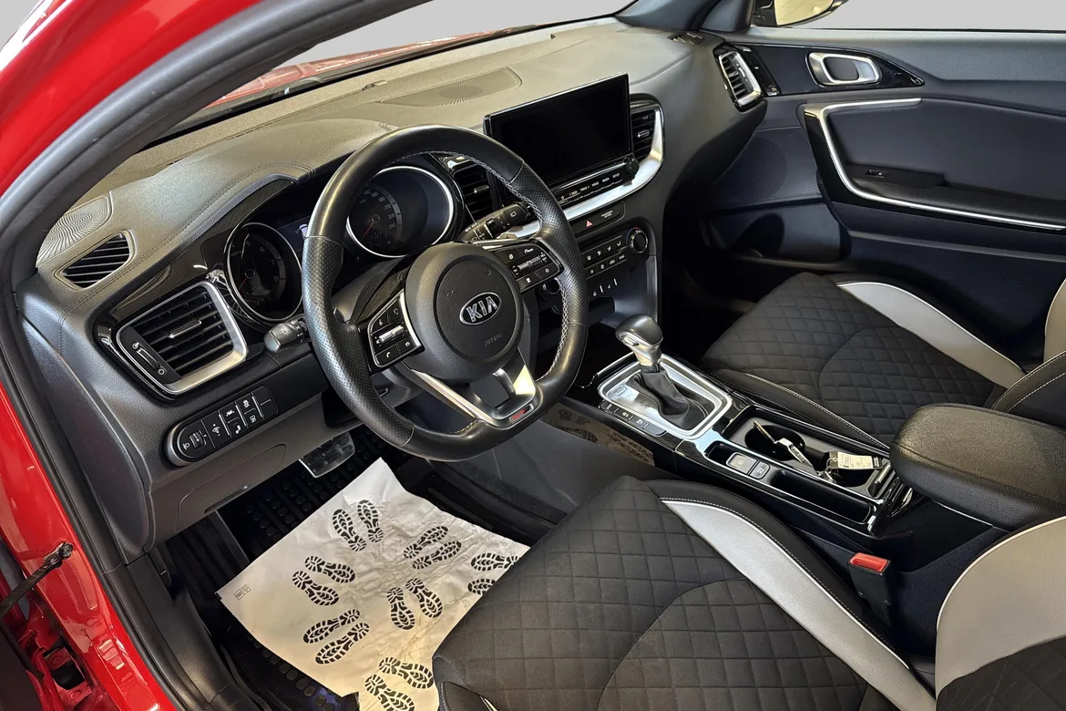 picture of a car