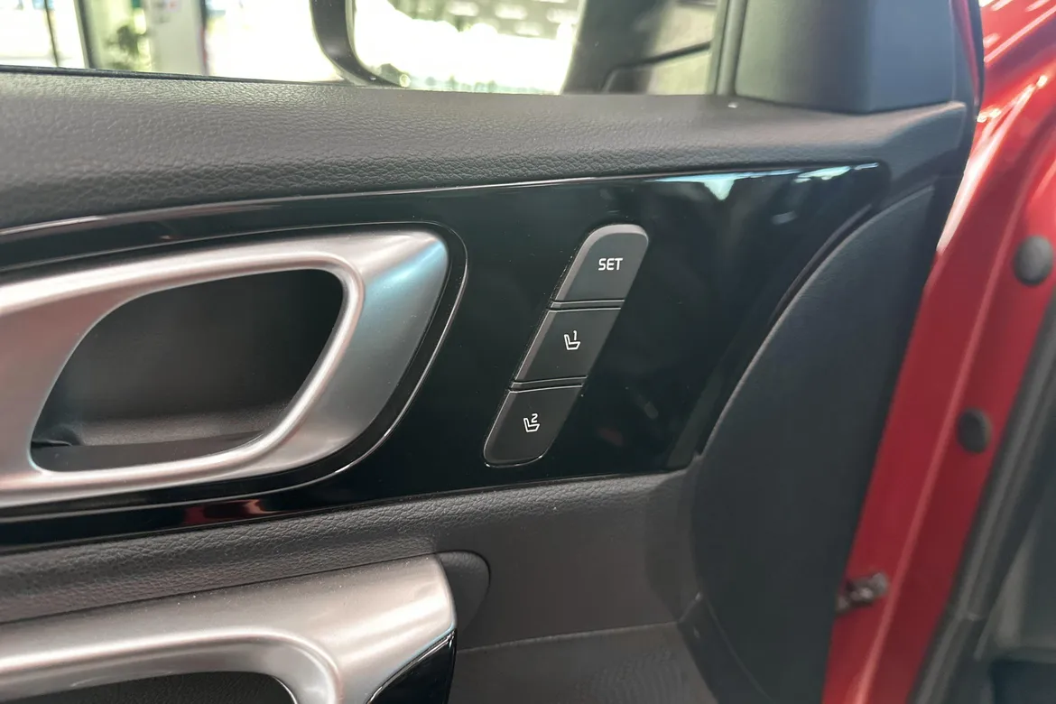 picture of a car