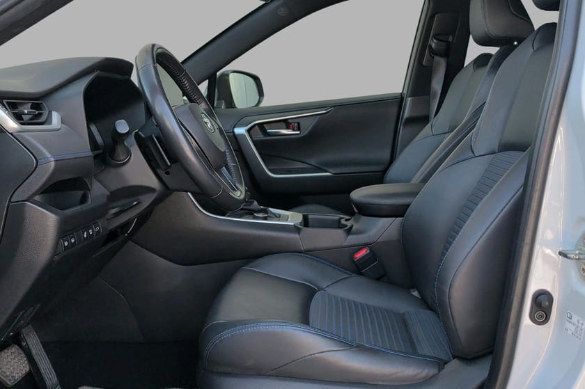 Bilde 4 av Toyota RAV4 Hybrid AWD-i Style - Delskinn - LED - Bitone lakk