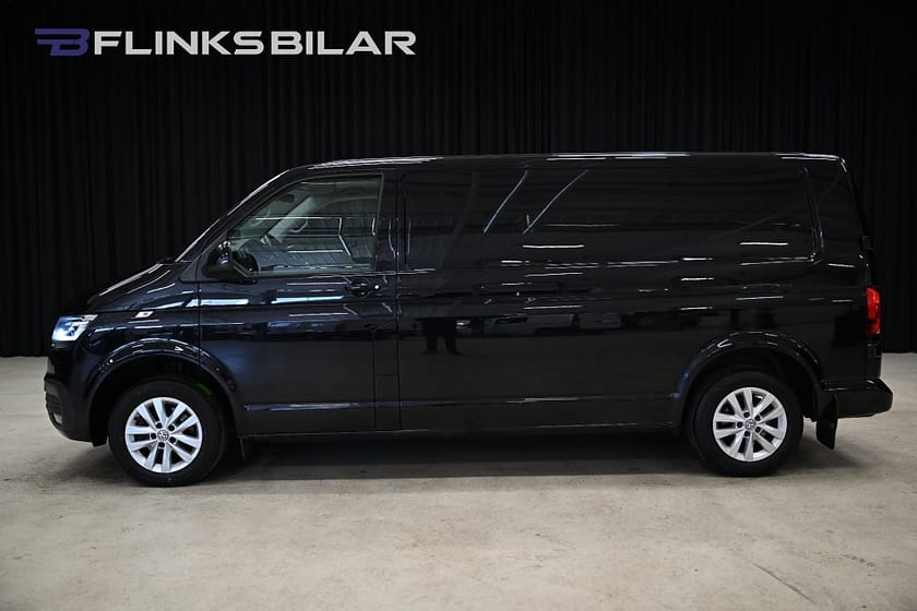 Bild 2 av Volkswagen Transporter 4Motion DSG 150HK L2|Nedlackad|LED|Drag|Värmare|Leasbar