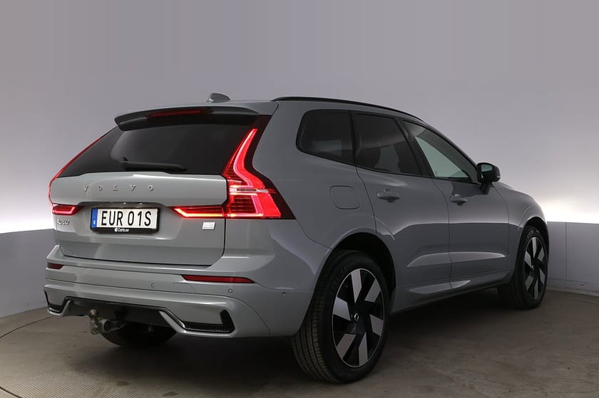 Bild 5 av Volvo XC60 Re T6 AWD Plus Dark Drag Pano Elstol Läder BLIS