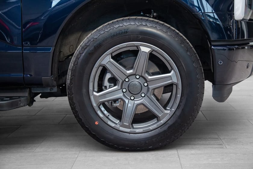 Bilde 5 av Ford F-150 Lightning Standard Range 98kWh Lariat / NORSK BIL / 5-SETER / B&O / SKINN