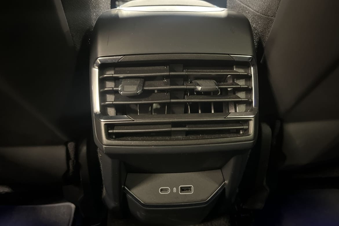 Lynk & Co 01 2023 - miniatyr 9