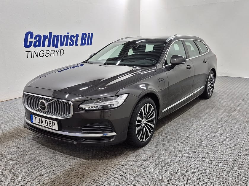 Bild 1 av Volvo V90 T6 Recharge Core Bright plug in AWD 350HK 4x4