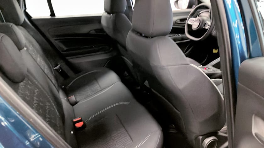 Bild 5 av Fiat 600 Hybrid Lounge 1.2 100 HK PL 2695:- /0% ränta+Vinterhjul