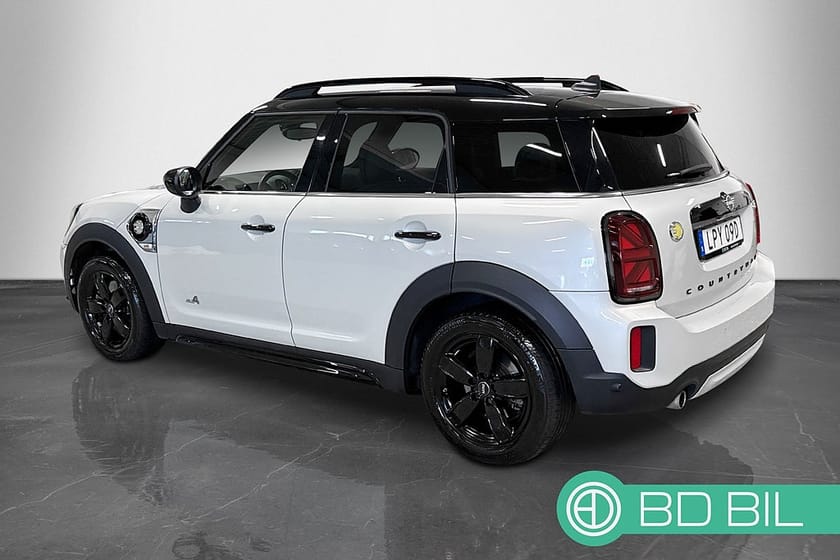 Bild 4 av MINI Countryman Cooper SE ALL4 AWD PANORAMA SKINN 1 BRUKARE BACKKAMERA