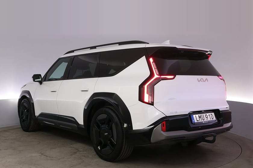 Bild 4 av Kia EV9 AWD GT Line Pano Elstol 7-sits Meridian Drag