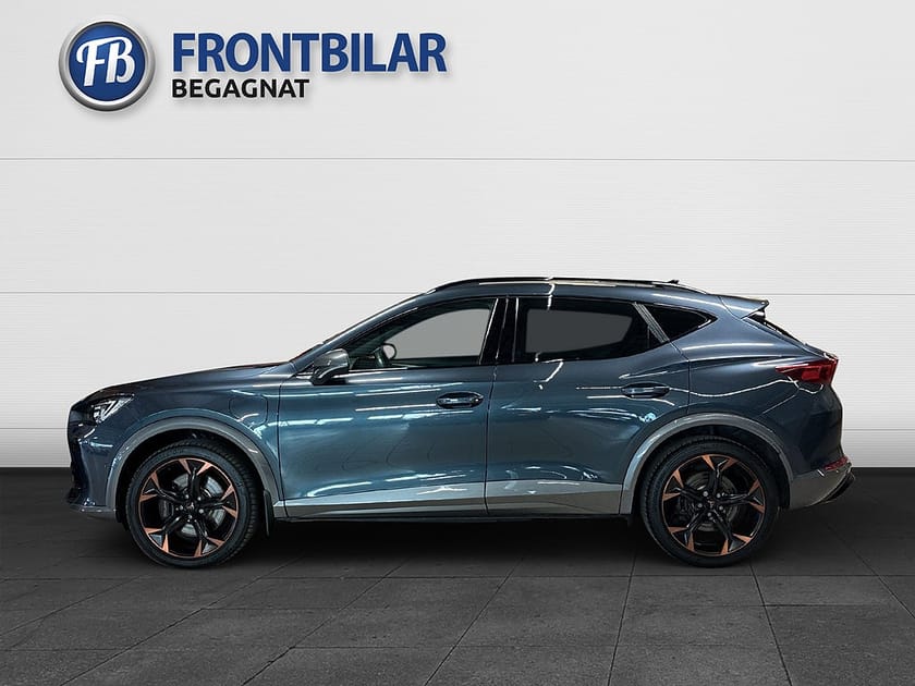 Bild 4 av CUPRA Formentor VZ e-Hybrid /Adaptfar/Drag/Förarassistanspaket XL/245hk