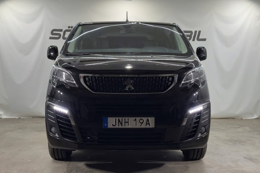 Bild 4 av Peugeot e-Expert 50 PRO+ BACKKAMERA KOMFORTVÄGG MOMSBIL