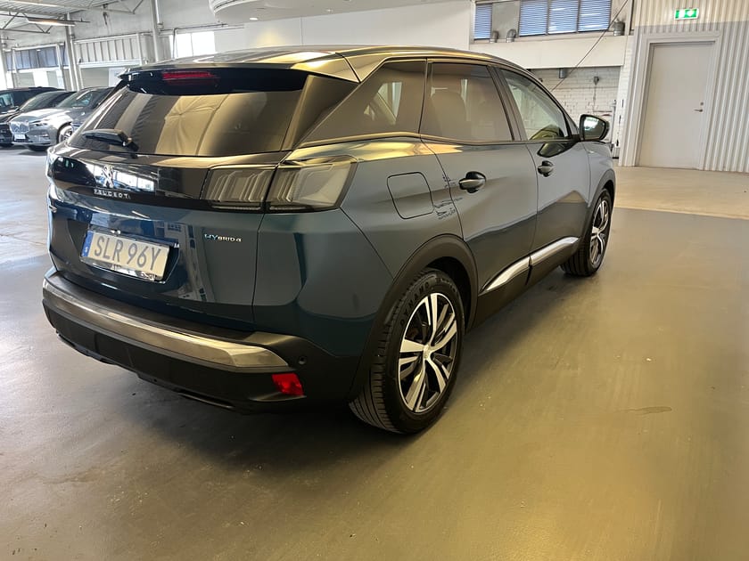 Bild 4 av Peugeot 3008 HYBRID4 300 Allure