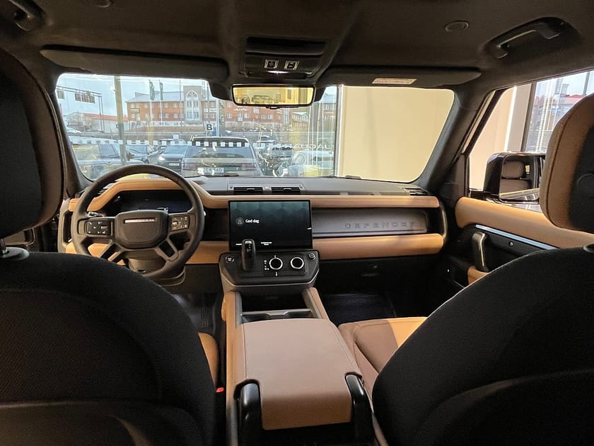 Bild 4 av Land Rover Defender 110 V8 P425 X-Dynamic HSE