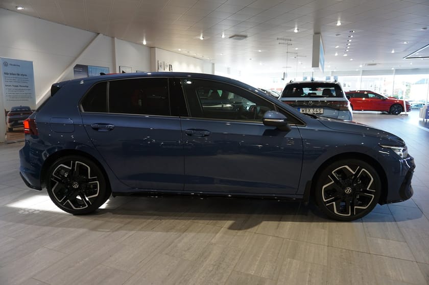 Bild 4 av Volkswagen Golf R-LINE 1.5 TSI 150 HK 6 VXL