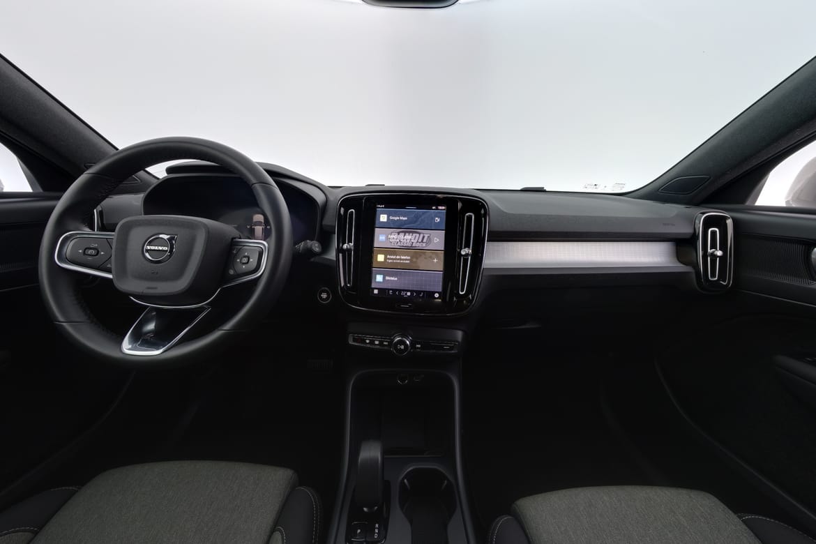 Volvo XC40 2024 - miniatyr 7