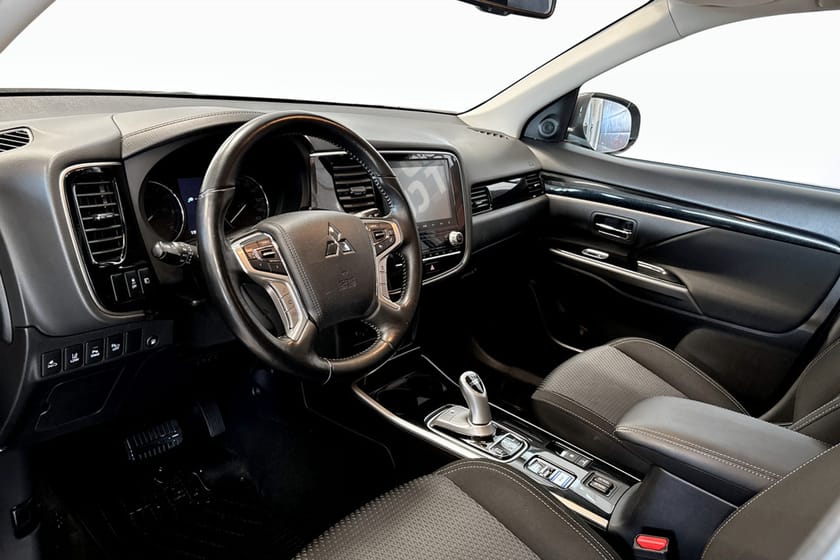 Bild 5 av Mitsubishi Outlander PHEV 224Hk