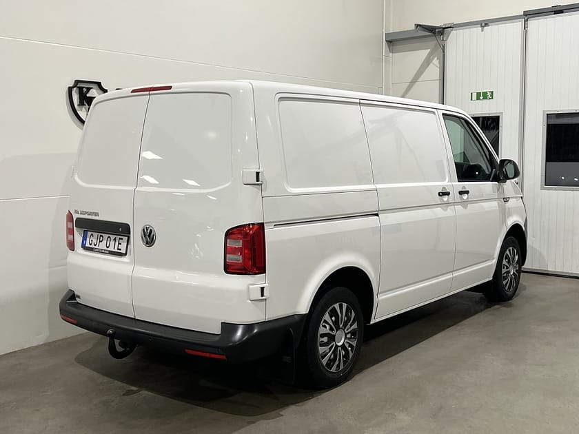 Bild 4 av Volkswagen Transporter T30 2.0 TDI Moms Värmare Drag 102hk