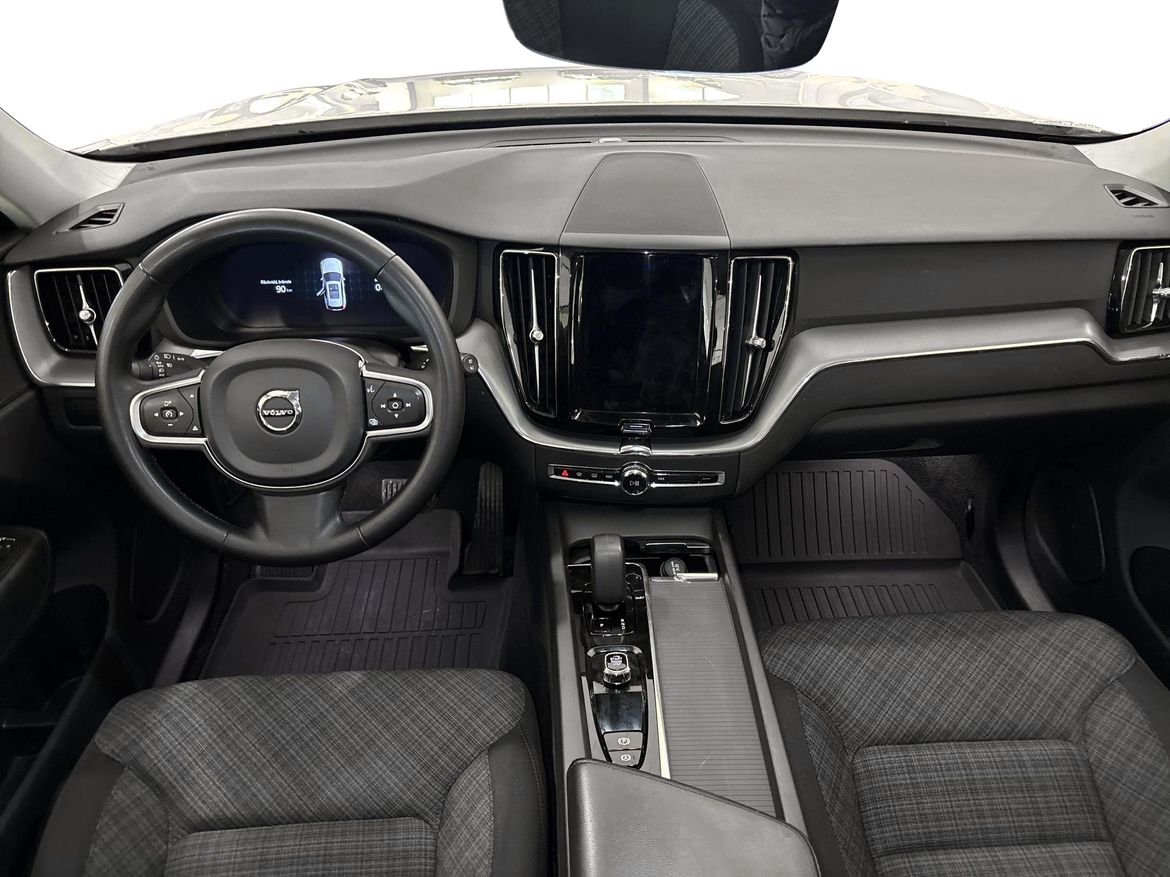 Volvo XC60 2023 - miniatyr 8