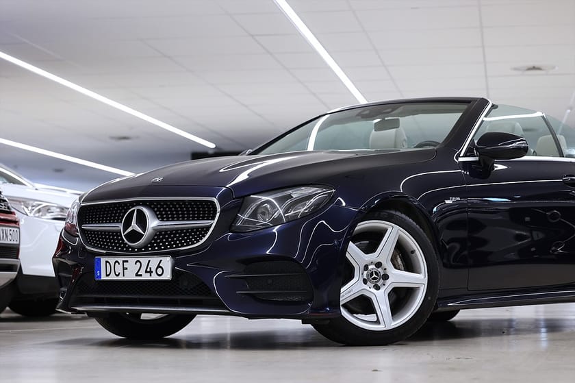Bild 5 av Mercedes-Benz E 300 Cabriolet 245hk AMG Navi Cockpit B-kamera
