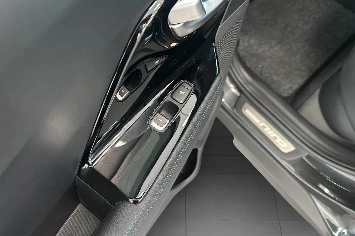 picture of a car