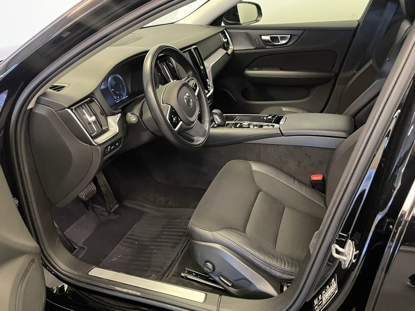 Bild 4 av Volvo V60 Recharge T6 Inscription Expression / Navigation / Backkamera /