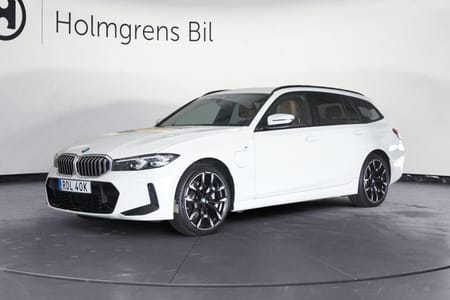 BMW 330e xDrive Touring