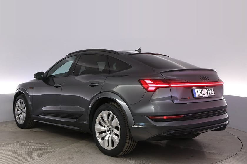 Bild 4 av Audi e-tron S Sportback quattro 503hk Läder Elstol 360 4,49%
