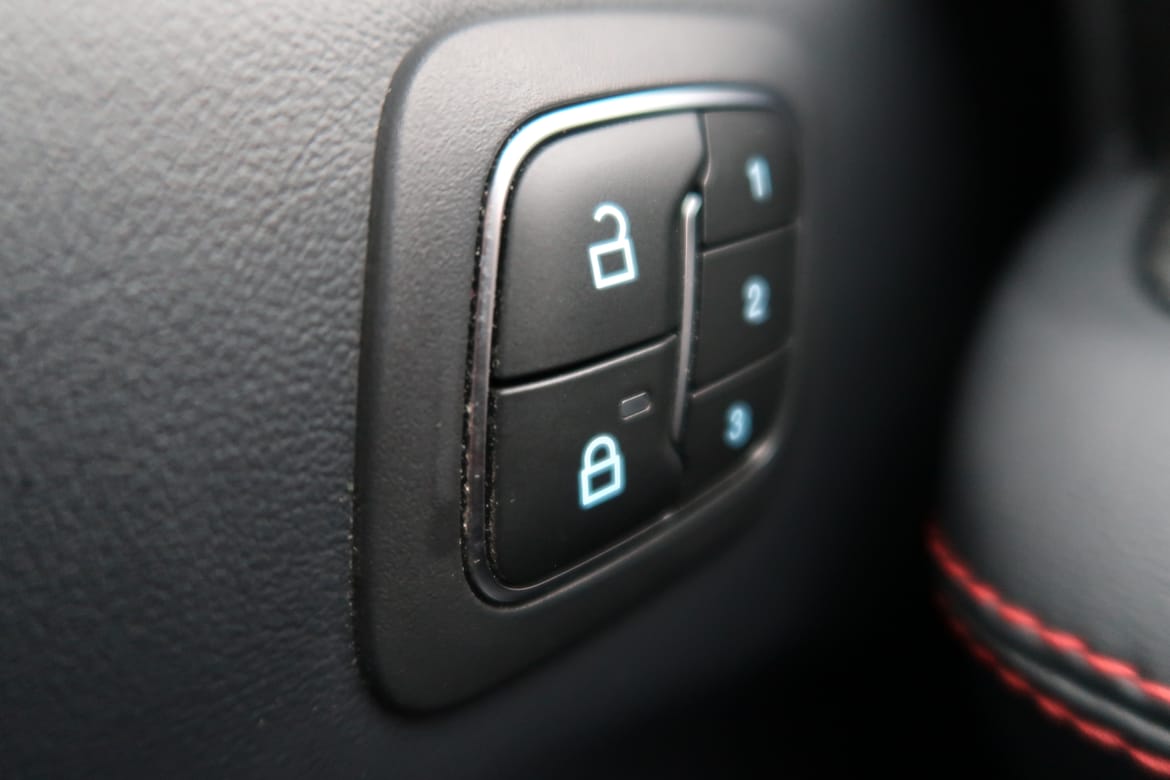 Ford Mustang Mach-E 2022 - miniatyr 15