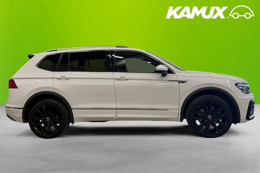 Bild 2 av Volkswagen Tiguan Allspace 7-sätes 2.0 TDI 4Motion R-Line 240 HK 7-Sits Cockpit Aktivt Chassi B-Kamera Värmare Drag