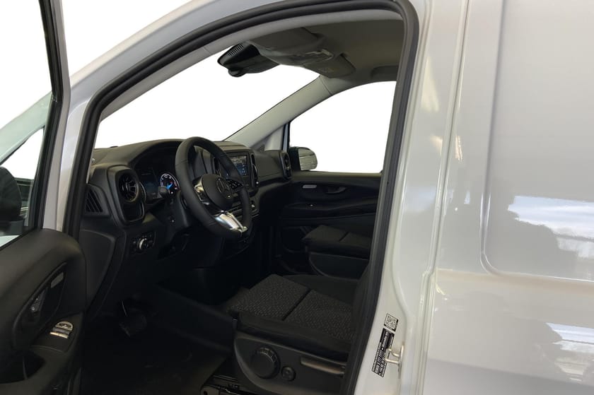 Bild 5 av Mercedes-Benz eVito 112 