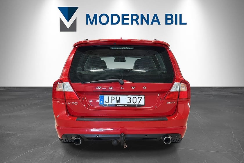 Bild 5 av Volvo V70 2.5FT R-Design 231hk Drag M-värm Adaptiv BLIS Skinn