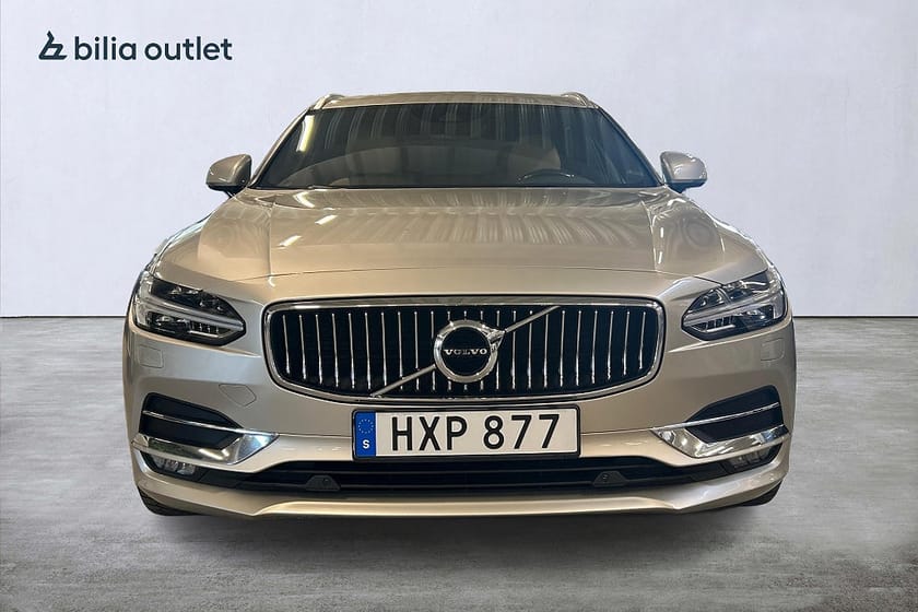 Bild 3 av Volvo V90 D5 AWD Inscription 235hk Panorama Drag Carplay B-kamera