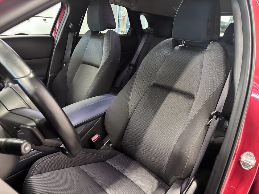 Bild 5 av Mazda CX-30 2.0 e-SKYACTIV-G M Hybrid 150Hk Aut Bose Gps Rattvärme