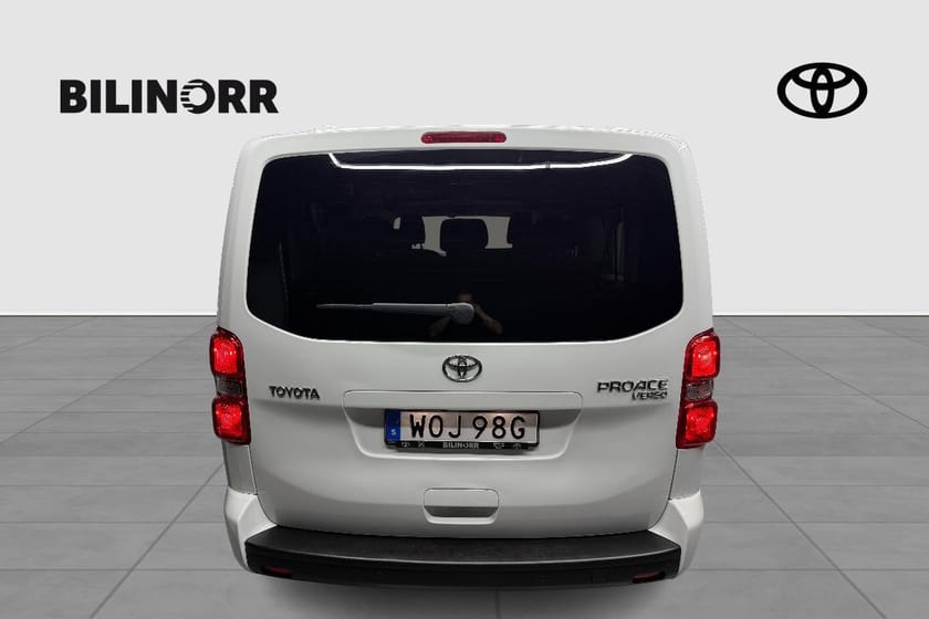 Bild 3 av Toyota Proace Verso SHUTTLE LONG 1,5 120 HK S&S V-HJUL