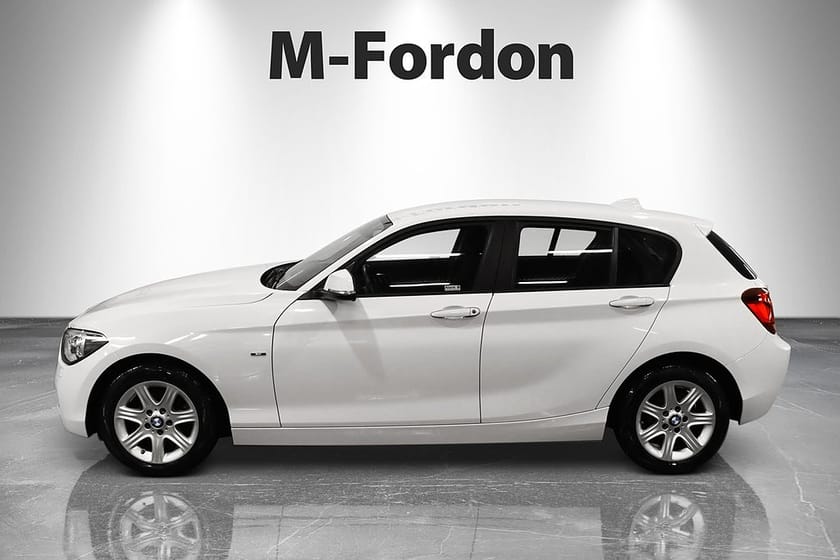 Bild 1 av BMW 116i 116 5-dörrars Aut 136hk / Sport line / V-Hjul