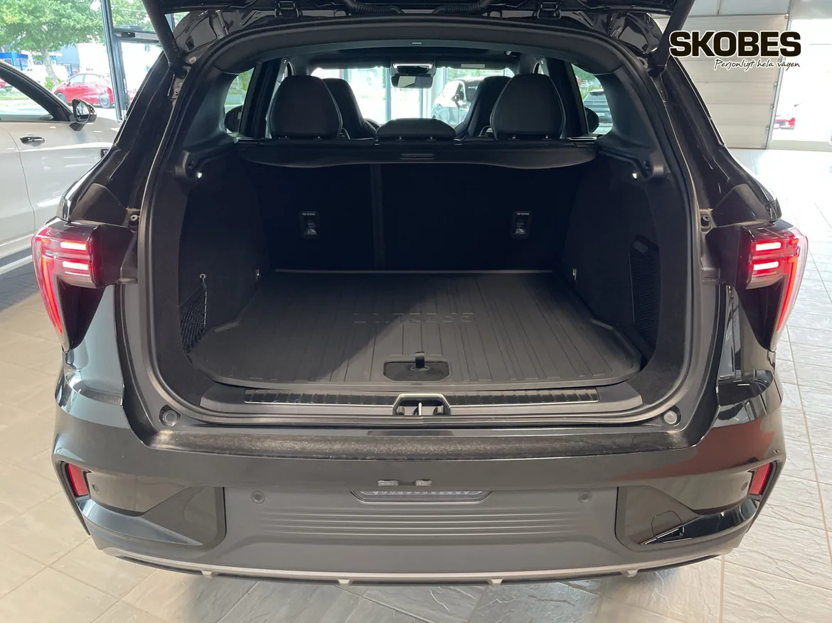 Lynk & Co 01 PHEV