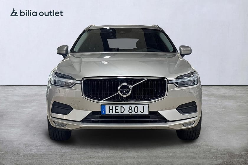 Bild 3 av Volvo XC60 B5 AWD Bensin Mom Adv SE 250hk Navi HuD BLIS Pvärm 360°