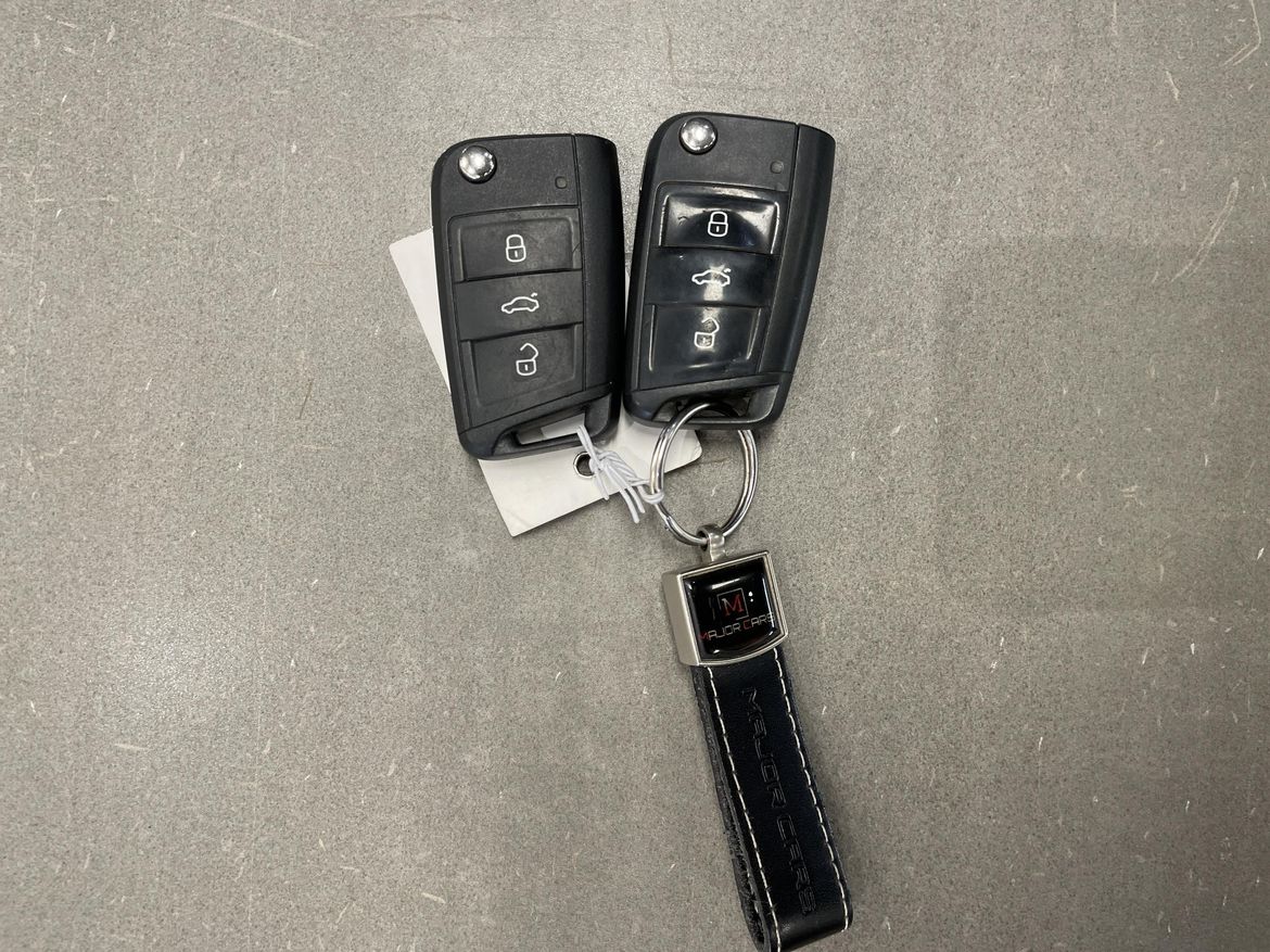 Volkswagen Golf 2020 - miniatyr 22