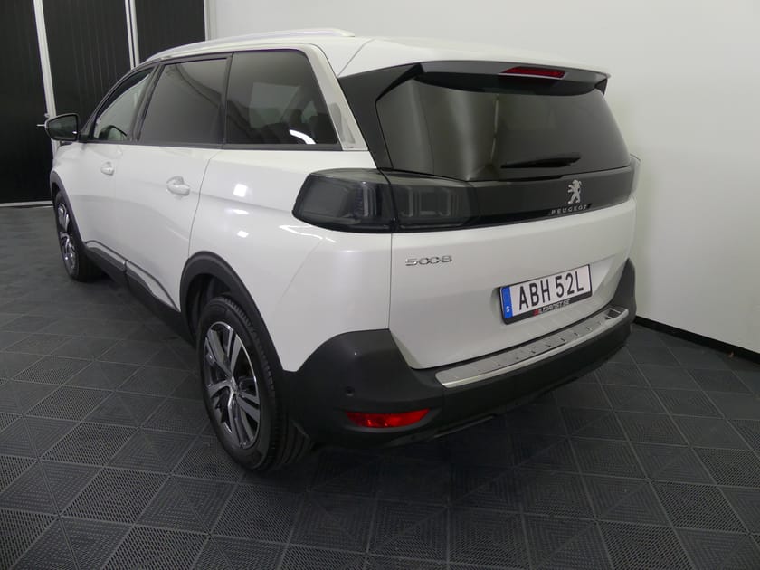 Bild 3 av Peugeot 5008 1.2 ALLURE 7-Sits |  Navi | B-Kamera