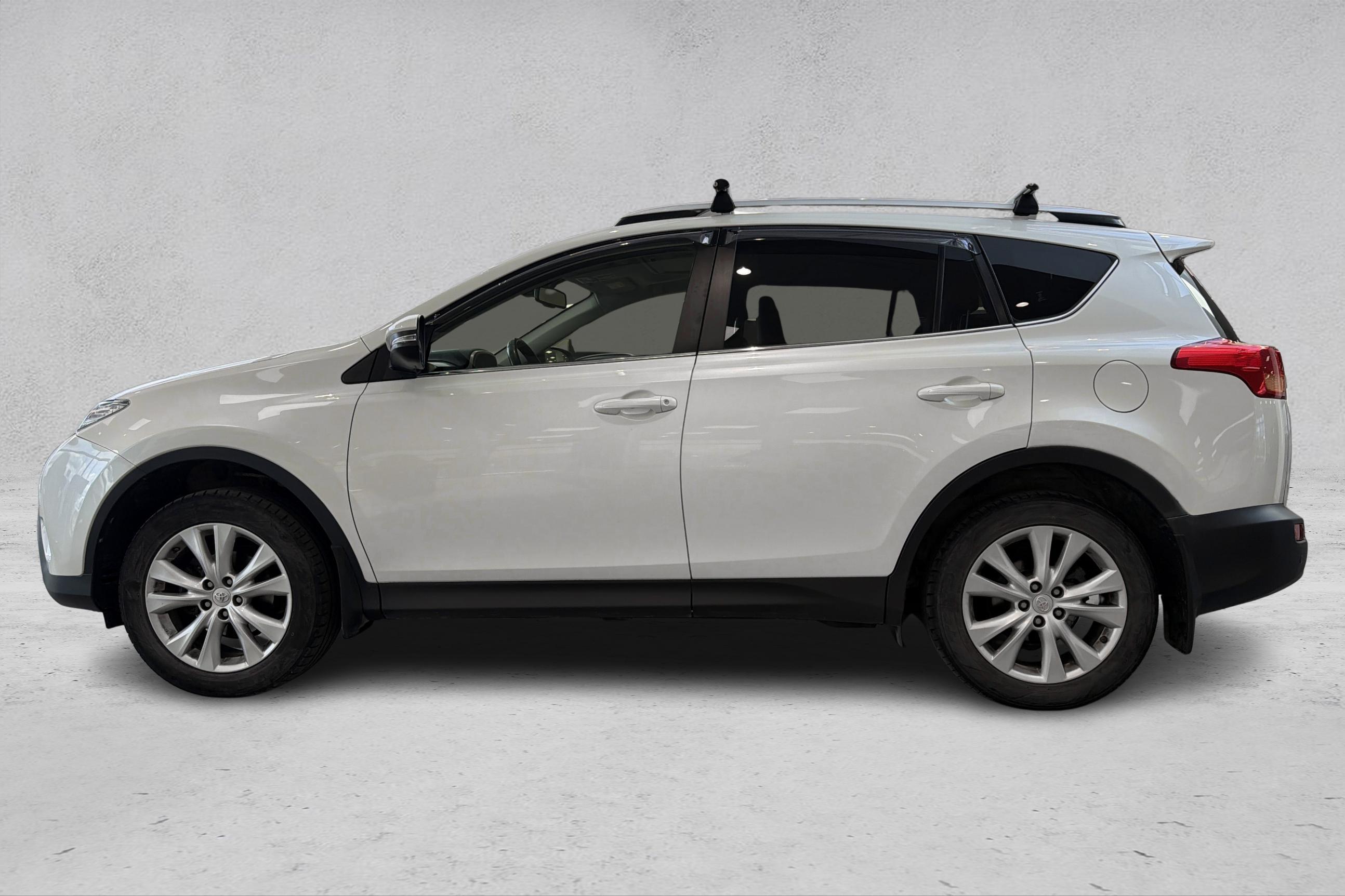 Thumnail bilde 1 av Toyota RAV4
