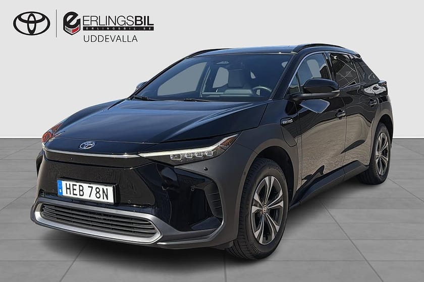 Bild 1 av Toyota bZ4X AWD EXECUTIVE JBL DRAGKROK V-HJUL MOMSBIL