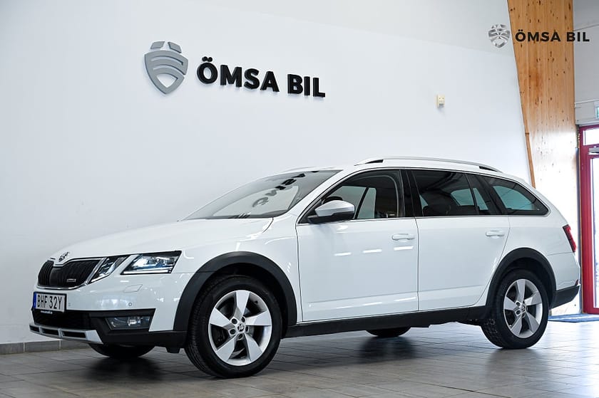 Bild 1 av Škoda Octavia Scout Skoda 2.0TDI 4x4 Premium Värmare Drag Kamrem bytt 184hk