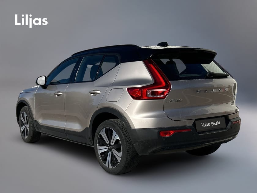 Bild 3 av Volvo XC40 Recharge Core Edition//Värmare//Google//