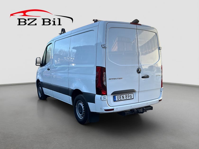 Bild 3 av Mercedes-Benz Sprinter 317 CDI RWD Panel Van Moms 360° V-Inredd Skinn Drag