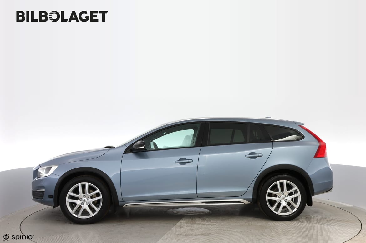 Volvo V60 2017 - miniatyr 2
