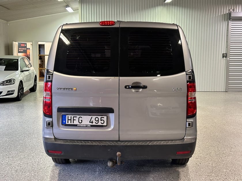 Bild 4 av Hyundai H-1 Cargo 2.5l CRDi Automat 170hk RWD S+V Däck ny-Servad